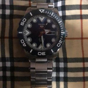 SEIKO 5 SPORTS AUTOMATIC 24 JEWELS 100 M